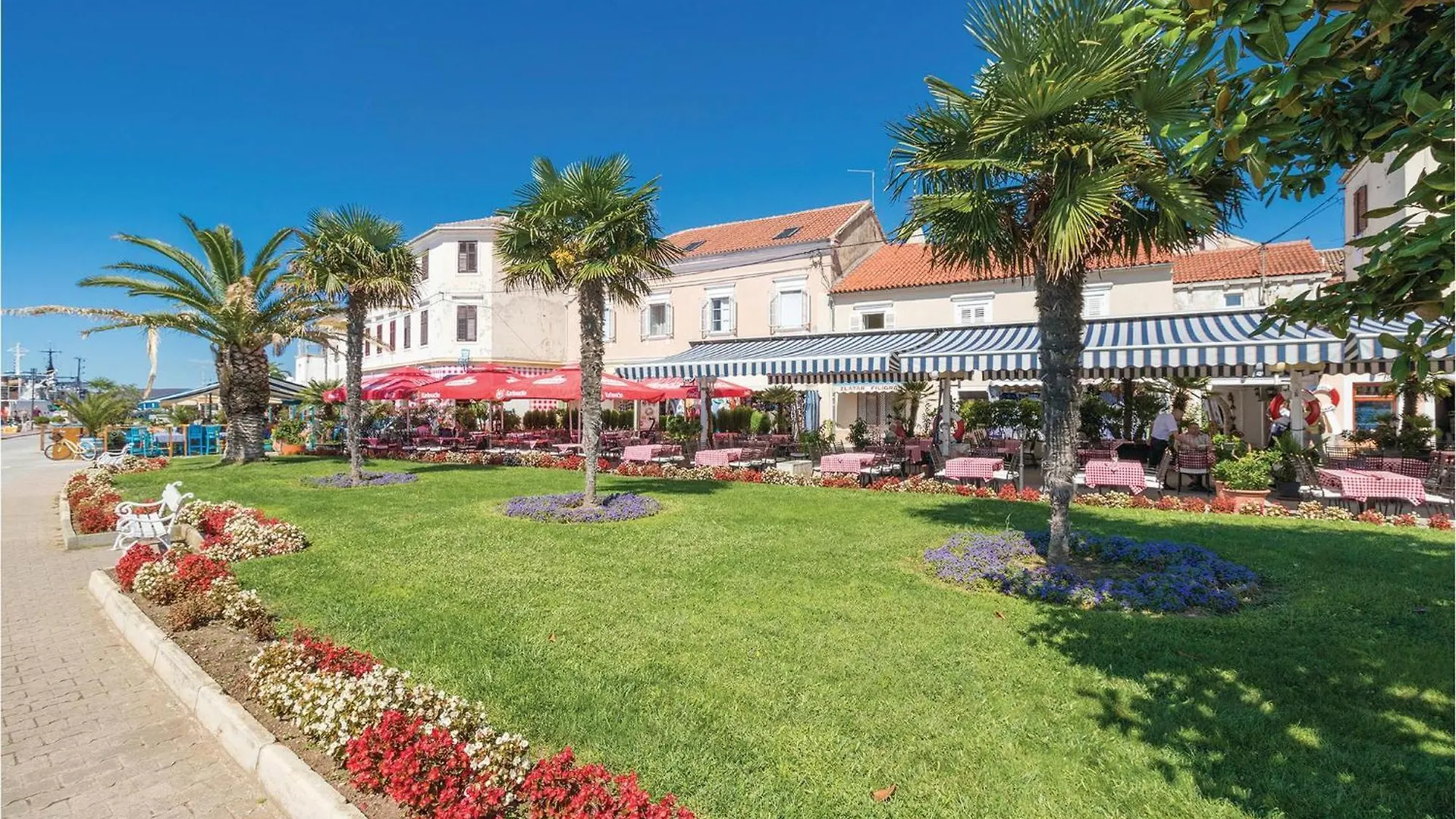 Holiday home 2 Bedroom Stunning Home In Pakostane Croatia